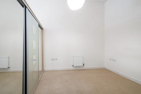 1 bedroom apartment for sale, Hillyfield, Walthamstow, London