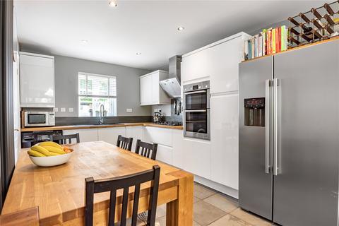 10 Bramble Bank, Witney, OX28 1EQ