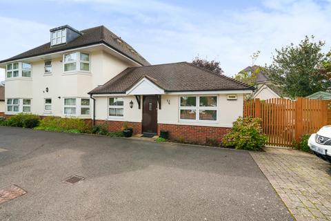 2 bedroom bungalow for sale, Browning Avenue, Bournemouth
