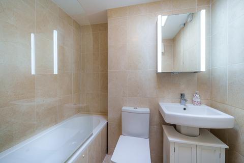 18, Cornel House Osborne Road, Windsor, SL4 3SQ