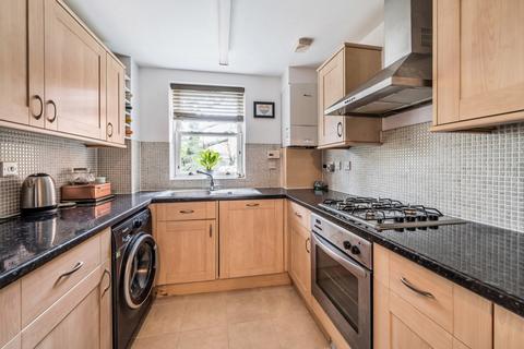 Flat 20, Gray Court Bridgeman Drive, Windsor, SL4 3SW