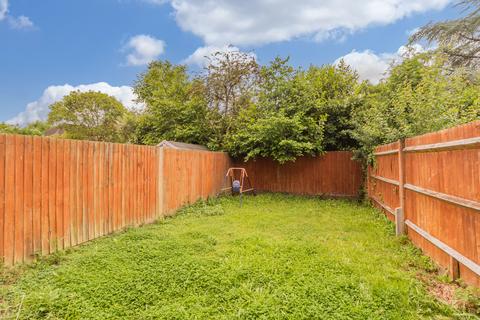 3 bedroom end of terrace house for sale, The Hedgerows, Woodley, Reading