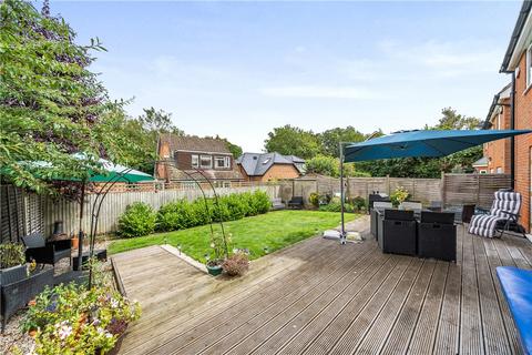 37 Bushell Way, Arborfield, Reading, RG2 9FQ