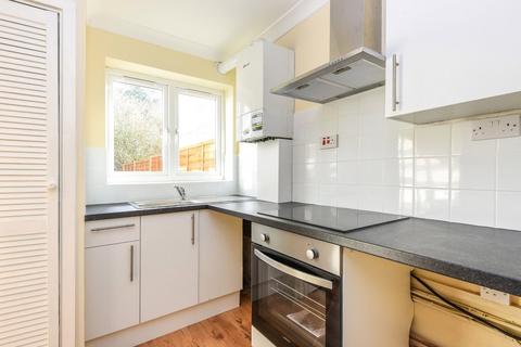 2 bedroom house to rent, Mornington Walk, Richmond, TW10