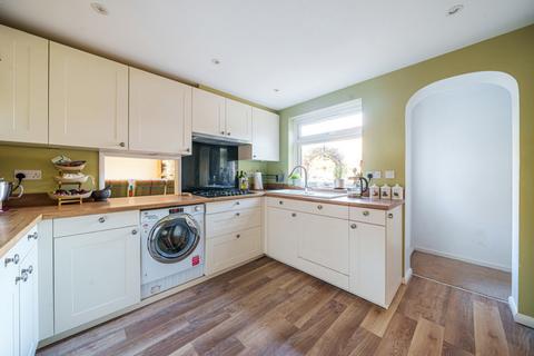 49 Barkham Ride, Finchampstead, Wokingham, RG40 4HA
