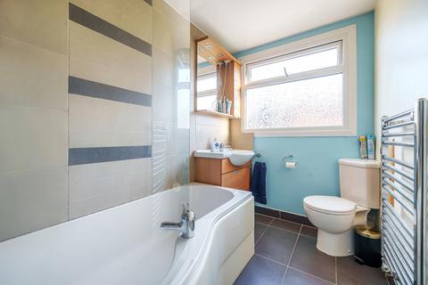 49 Barkham Ride, Finchampstead, Wokingham, RG40 4HA