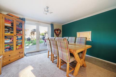 49 Barkham Ride, Finchampstead, Wokingham, RG40 4HA