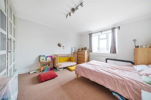 2 bedroom apartment for sale, Brooklyn Court, High Road, Loughton