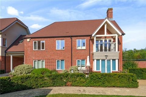 2 bedroom retirement property for sale, Blackman Court, Yateley, Hampshire