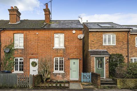 2 bedroom end of terrace house for sale, Summers Road, Godalming, Surrey, GU7