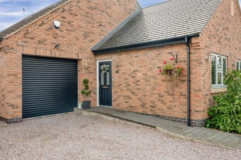 53 Barkby Road, Queniborough, Leicester, LE7 3FE