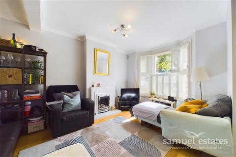4 bedroom terraced house for sale, Moffat Road, Tooting, SW17