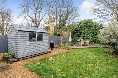 127a Courthill Road, London, SE13 6DR