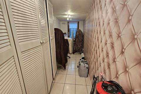 1 Shaw Path, Bromley, BR1 5NP
