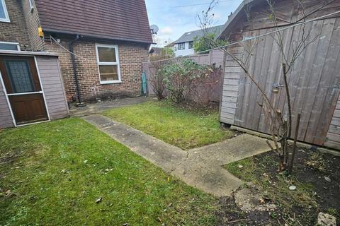 1 Shaw Path, Bromley, BR1 5NP
