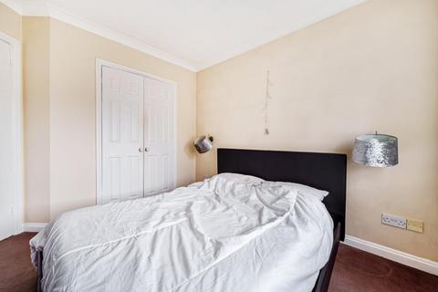 26 Bampton Close, Oxford, OX4 6NN