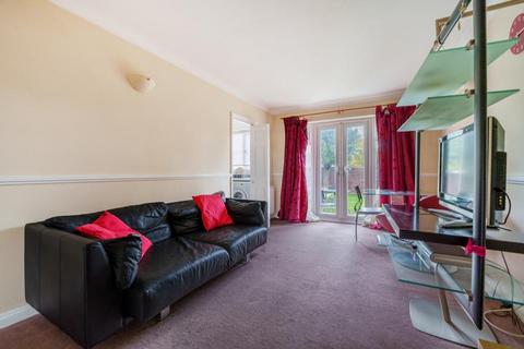 26 Bampton Close, Oxford, OX4 6NN