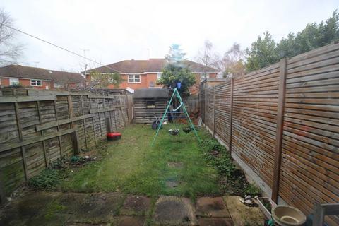 63 Ridge Close, London, SE28 0HT