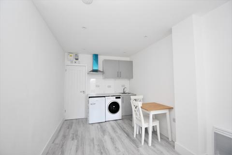 Studio to rent - Prestige House 4 Bellingham Road, London SE6