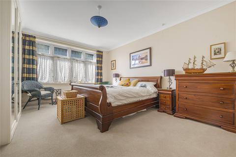 14 Rafford Way, Bromley, BR1 3EW