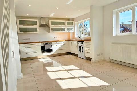 40 Hornbeam Spring, Knebworth, SG3 6BE