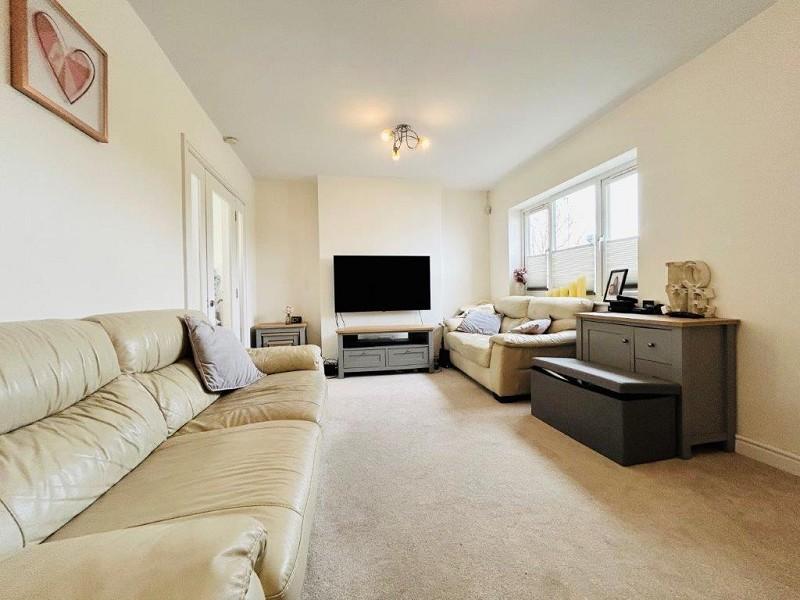 Long Furrow, East Goscote, Leicestershire. LE7 3SU 3 bed end of terrace