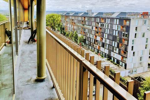 undefined, Saxton, The Avenue, Leeds, West Yorkshire, LS9
