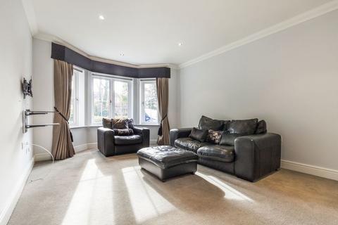 2 bedroom apartment to rent, Finchampstead Road, Wokingham