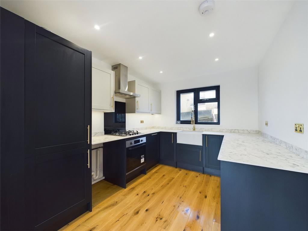 Devon 3 bed bungalow for sale £695,000