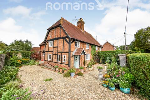 3 bedroom semi-detached house to rent, Nuname Cottage Crookham Village