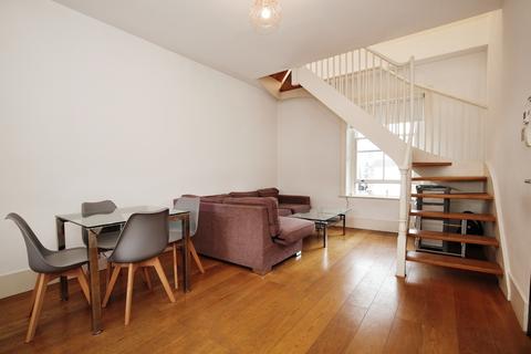 1 bedroom flat to rent, Fulham Road, London