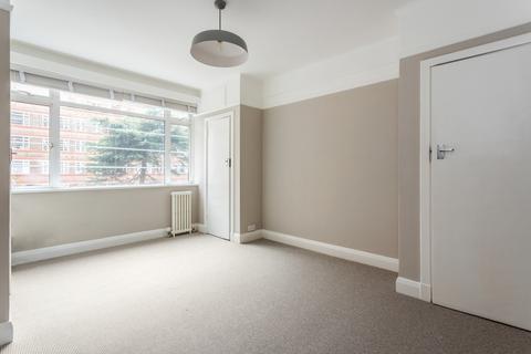 Studio to rent - London SW17