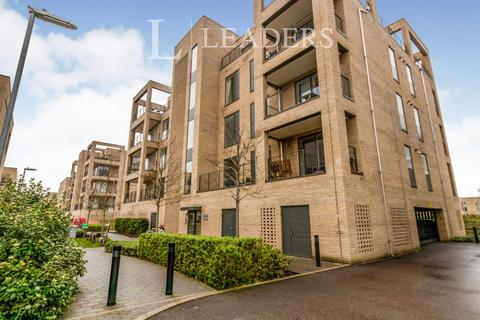 3 bedroom apartment to rent, Seekings Close, Cambridge, CB2