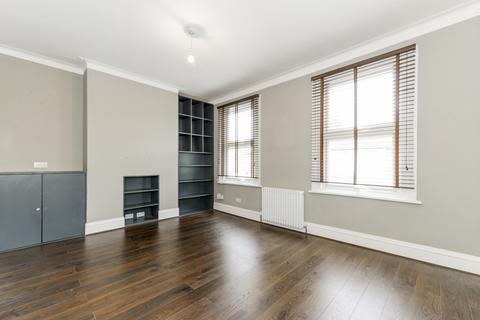 2 bedroom flat to rent, Hessel Road, W13