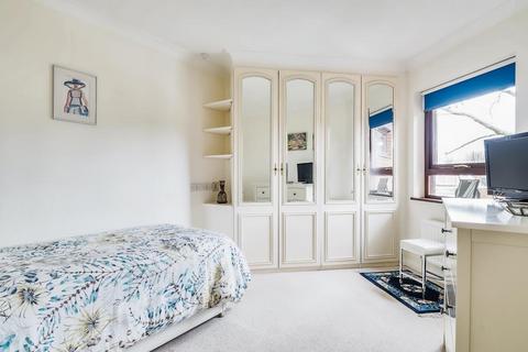 1 bedroom retirement property for sale, Heathside,  Finchley Rd,  NW11