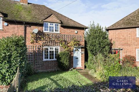 2 bedroom semi-detached house to rent, Fernhurst Close, Beaconsfield