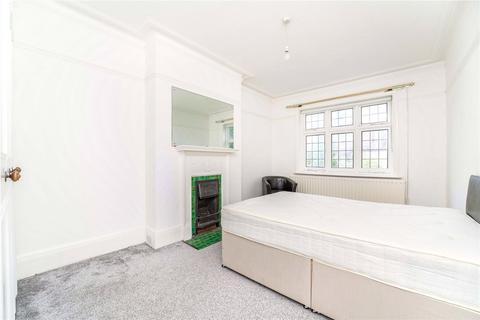1 bedroom in a house share to rent, West Lodge, Acton