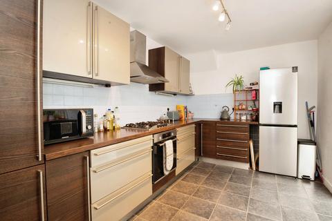 2 bedroom terraced house to rent - Caerdydd CF10