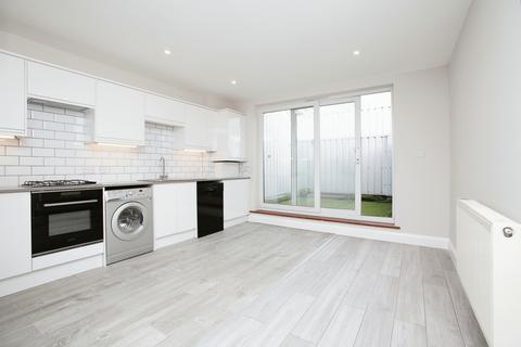 2 bedroom link detached house to rent, Lea Bridge Lofts, Leyton