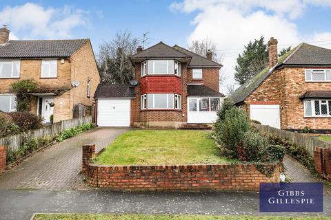 4 bedroom detached house to rent - Coombe Hill Road, WD3