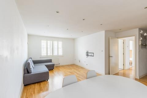 2 bedroom flat to rent, Hackney road