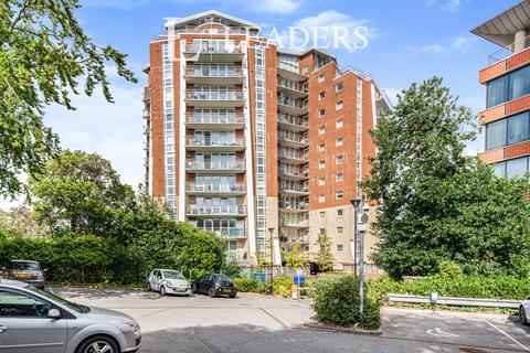 2 bedroom flat to rent, Richmond Gate, Bournemouth