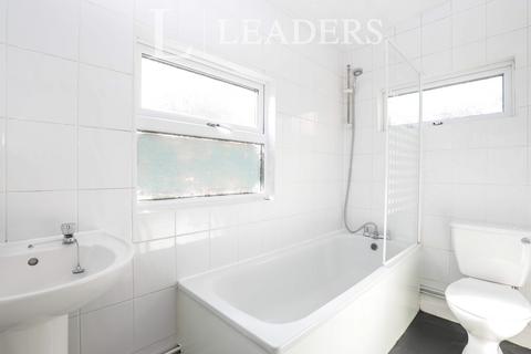 1 bedroom in a house share to rent, Norman Road, Southsea