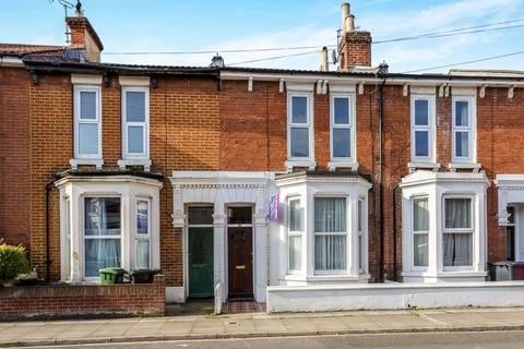 4 bedroom terraced house to rent, Playfair Road, Southsea