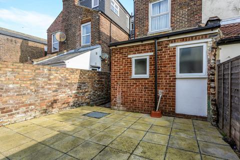 4 bedroom terraced house to rent, Playfair Road, Southsea