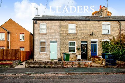 2 bedroom semi-detached house to rent, Stanley Road, CB5