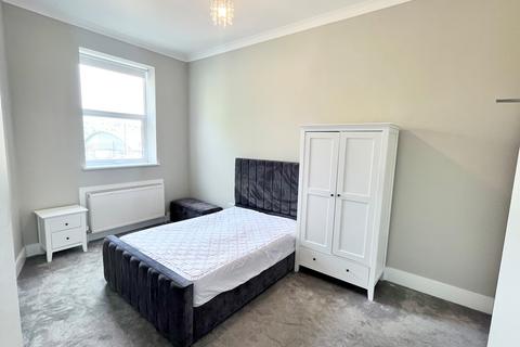 1 bedroom in a house share to rent - Sheffield S6