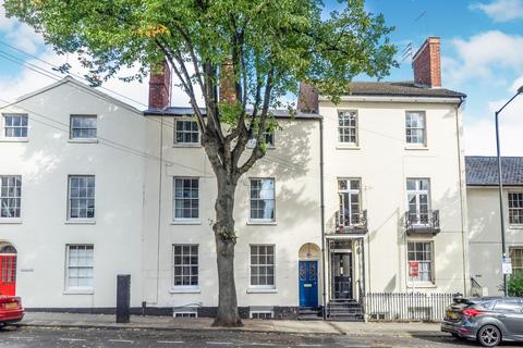 3 bedroom house share to rent - Portland Street, CV32