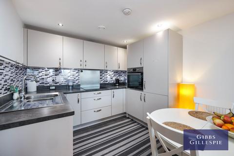 2 bedroom apartment to rent, Walsham Court , Perkins Gardens, Ickenham, UB10 8FZ