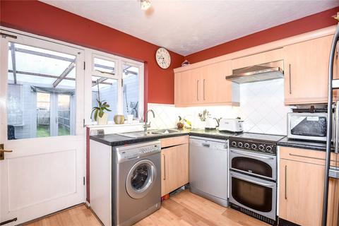 2 bedroom terraced house to rent, Rabournmead Drive, Northolt, UB5 6YJ